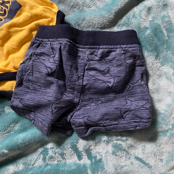 Shark shorts outfit - Picture 3 of 6